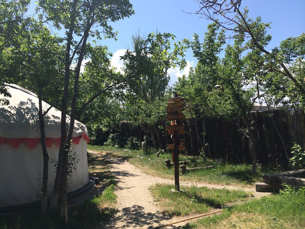 Arista Yurt Camp Ξενοδοχείο Karakol Δωμάτιο φωτογραφία