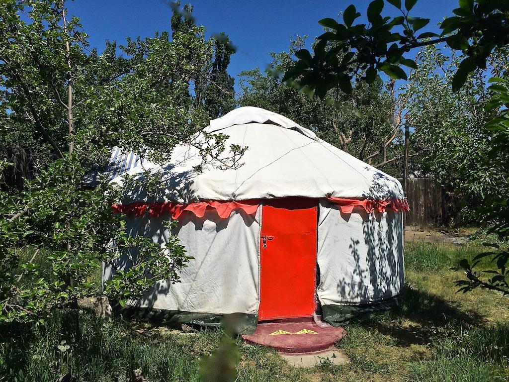 Arista Yurt Camp Ξενοδοχείο Karakol Δωμάτιο φωτογραφία